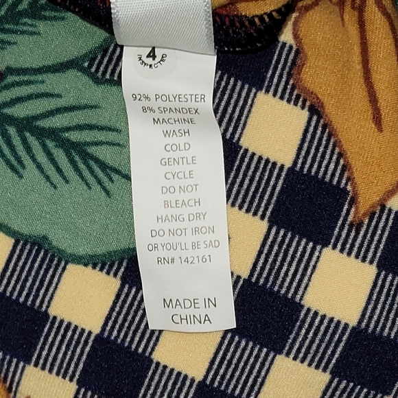 NWOT LuLaRoe Christmas Holiday Poinsettia Leggings size TC2 - Picture 4 of 6